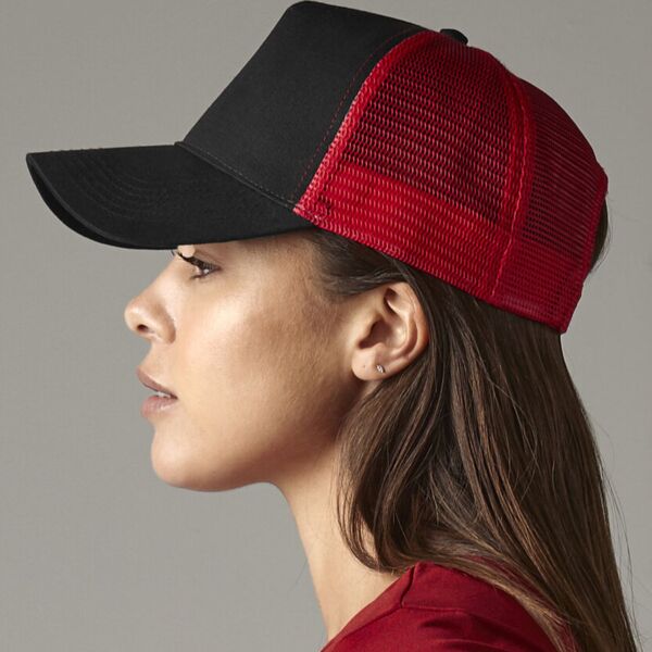 Snapback trucker Thumbnail